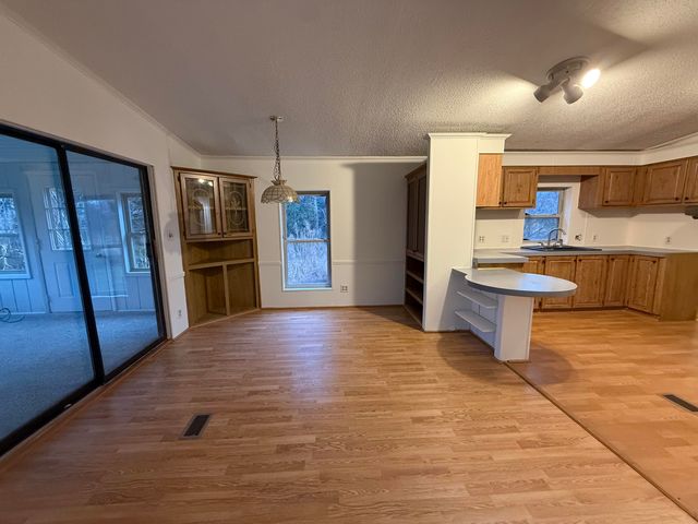 5080 22 Mile Road, Clarendon Twp, MI 49245