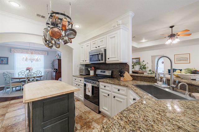 30711 Carrington Drive, Magnolia, TX 77354