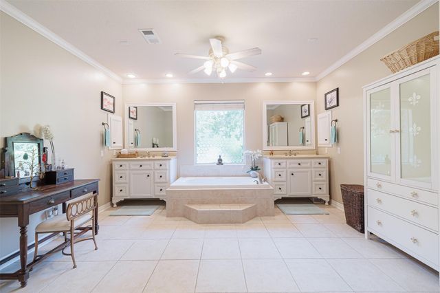 30711 Carrington Drive, Magnolia, TX 77354