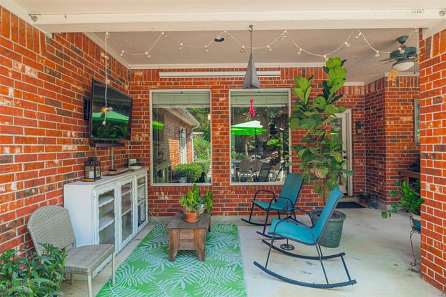 30711 Carrington Drive, Magnolia, TX 77354