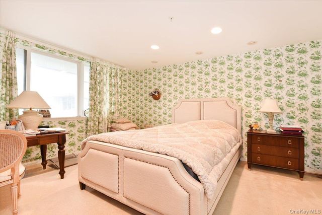 100 Harbor View Drive 630, Port Washington, NY 11050