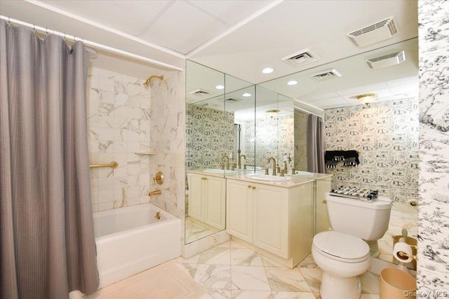 100 Harbor View Drive 630, Port Washington, NY 11050