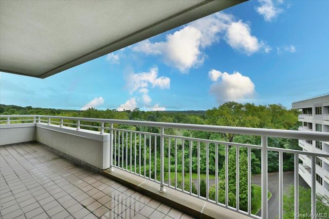 100 Harbor View Drive 630, Port Washington, NY 11050
