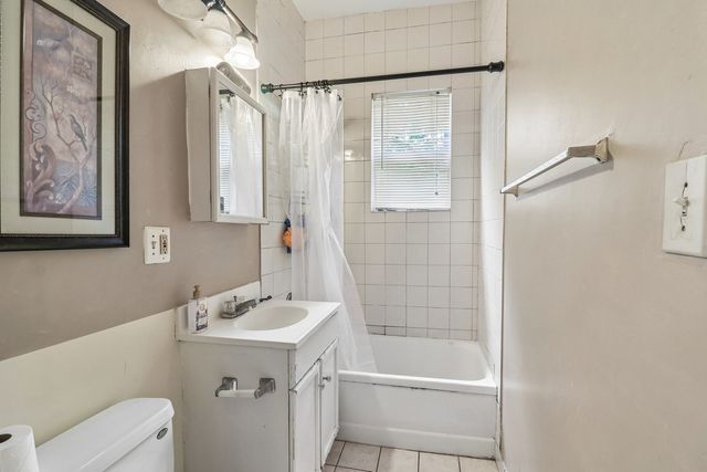 2134 Grove Avenue, North Chicago, IL 60064