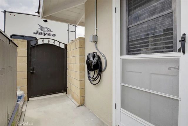 9350 Rhea Avenue, Northridge, CA 91324