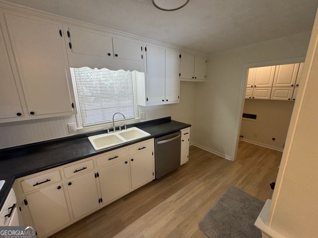 109 Forestwood Drive, Griffin, GA 30223