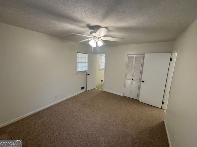 109 Forestwood Drive, Griffin, GA 30223