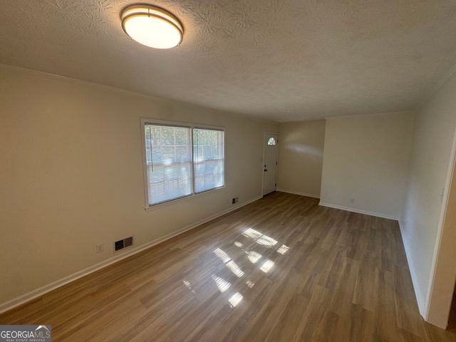 109 Forestwood Drive, Griffin, GA 30223