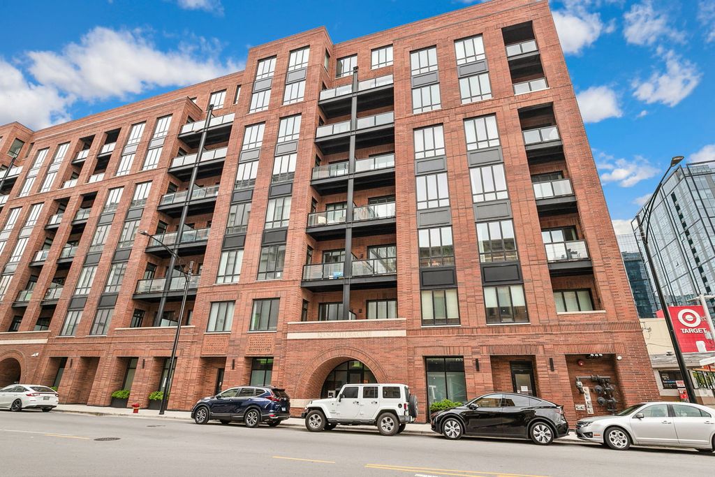 323 S Racine Avenue 6C, Chicago, IL 60607
