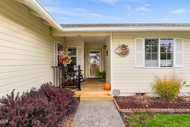 756 NW 20th Street, Redmond, OR 97756