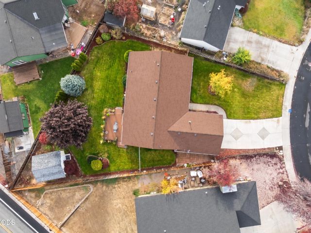 756 NW 20th Street, Redmond, OR 97756