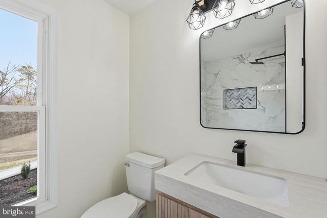 6233 RIDGE LN, Warrenton, VA 20187