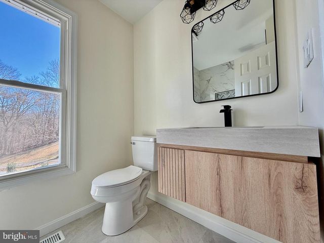 6233 RIDGE LN, Warrenton, VA 20187