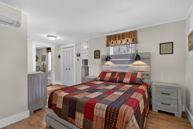 38 Dolloff Street, Laconia, NH 03246