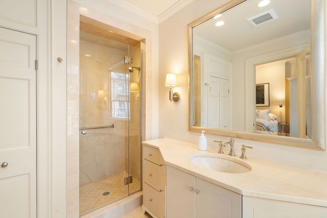 111 Marlborough 2, Boston, MA 02116