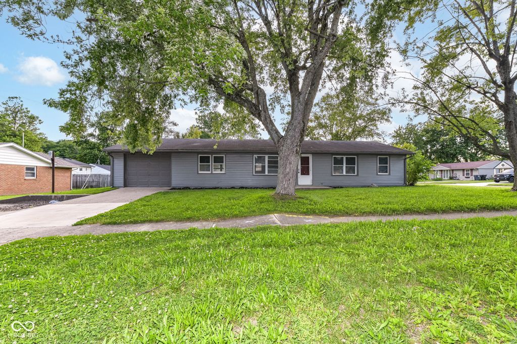 1705 Woodbine Drive, Anderson, IN 46011