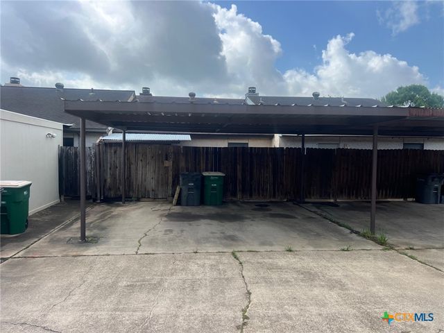 213 Chantilly Street, Victoria, TX 77904
