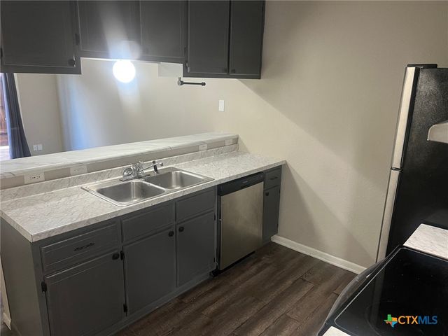 213 Chantilly Street, Victoria, TX 77904