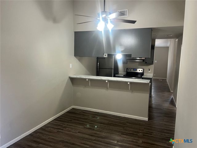 213 Chantilly Street, Victoria, TX 77904