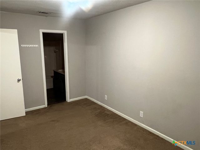 213 Chantilly Street, Victoria, TX 77904