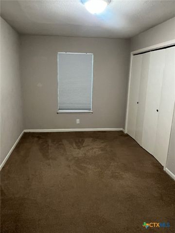 213 Chantilly Street, Victoria, TX 77904