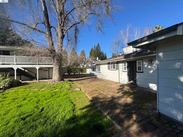 4 4 La Serena Way, Alamo, CA 94507