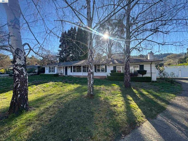 4 4 La Serena Way, Alamo, CA 94507