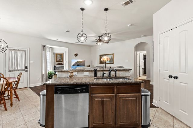 618 Dogwood Drive, Greenville, TX 75402