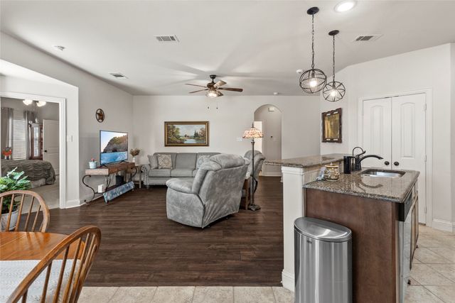 618 Dogwood Drive, Greenville, TX 75402