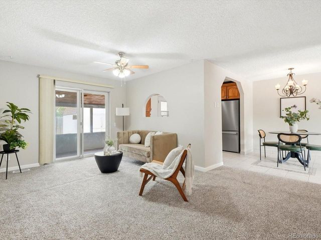 1505 S Paris Ct, Aurora, CO 80012