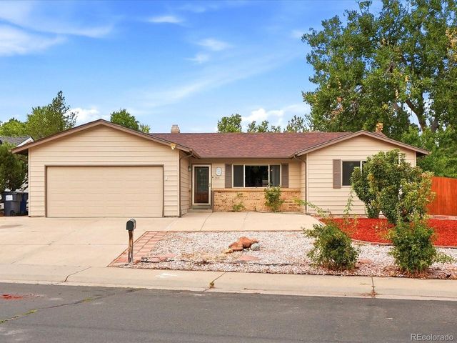 1505 S Paris Ct, Aurora, CO 80012