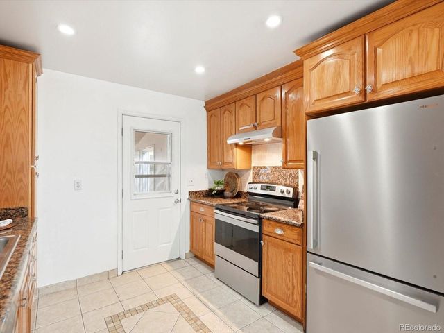 1505 S Paris Ct, Aurora, CO 80012