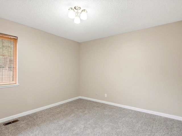 1505 S Paris Ct, Aurora, CO 80012