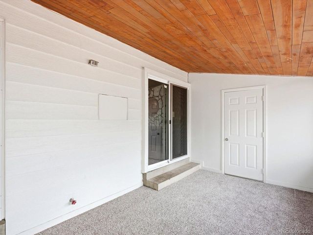 1505 S Paris Ct, Aurora, CO 80012