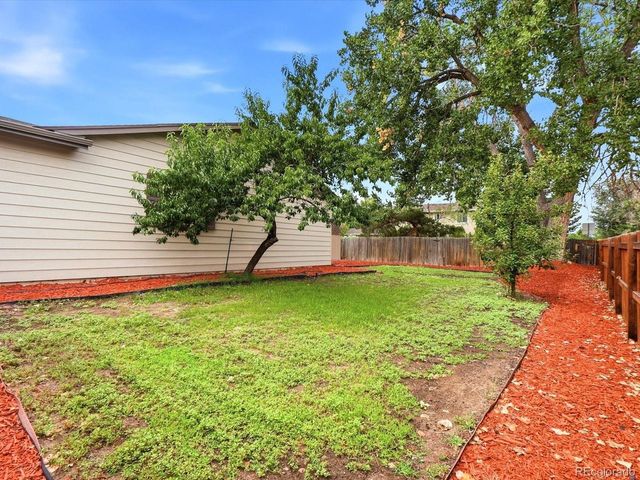 1505 S Paris Ct, Aurora, CO 80012