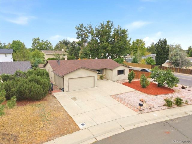 1505 S Paris Ct, Aurora, CO 80012