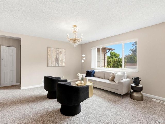 1505 S Paris Ct, Aurora, CO 80012