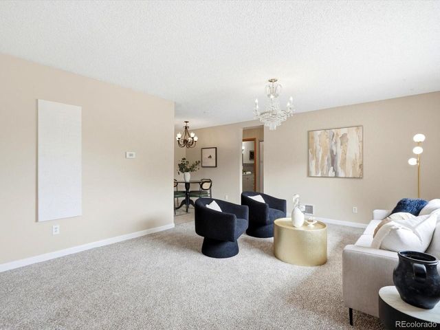 1505 S Paris Ct, Aurora, CO 80012