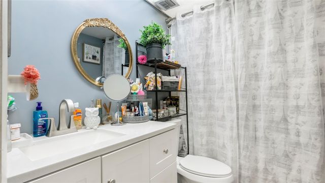 3001 NW 48th Avenue 442, Lauderdale Lakes, FL 33313