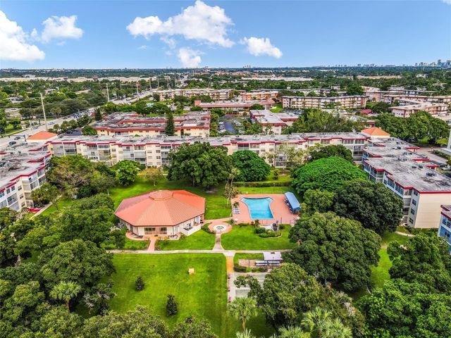 3001 NW 48th Avenue 442, Lauderdale Lakes, FL 33313