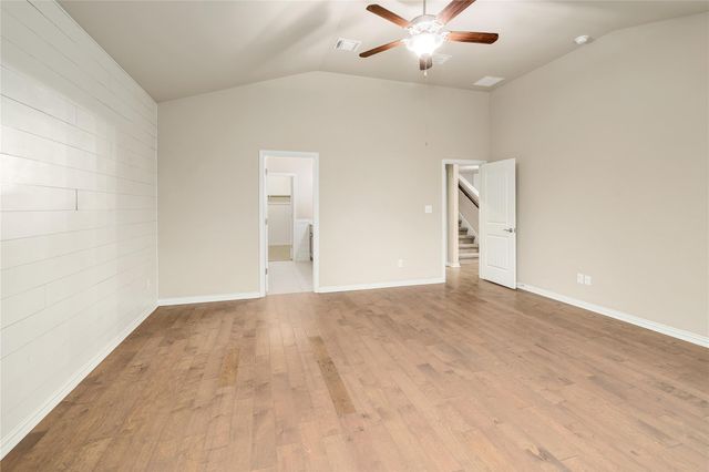 176 Patriot DR, Buda, TX 78610