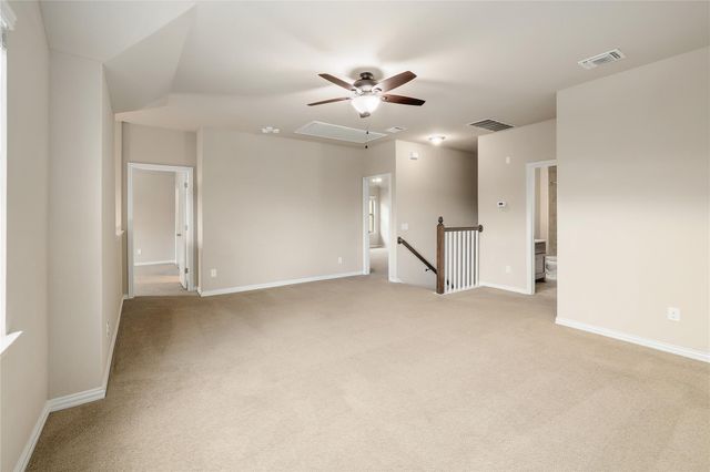 176 Patriot DR, Buda, TX 78610