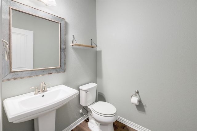 176 Patriot DR, Buda, TX 78610