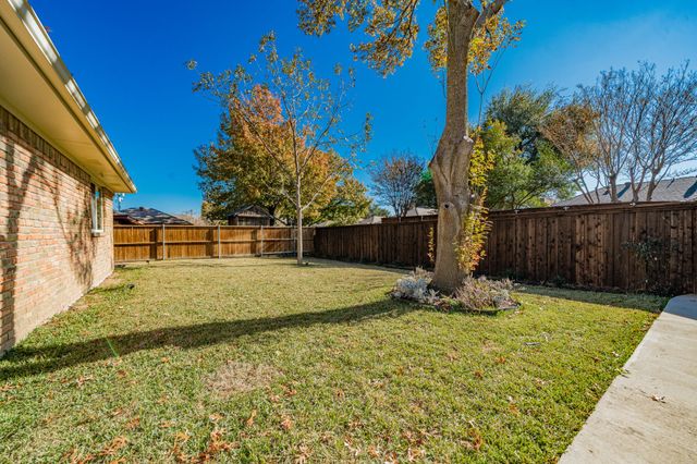 2208 Vickers Drive, Plano, TX 75075