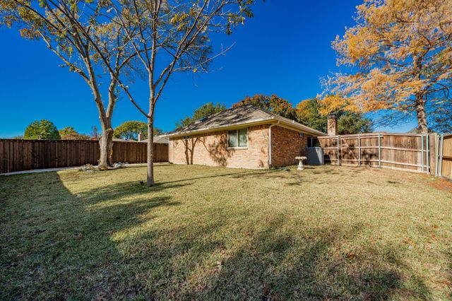 2208 Vickers Drive, Plano, TX 75075