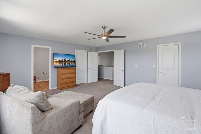 27329 W Deer Hollow Lane, Channahon, IL 60410