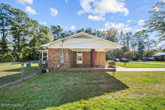 106 Starlight Drive, Rockingham, NC 28379