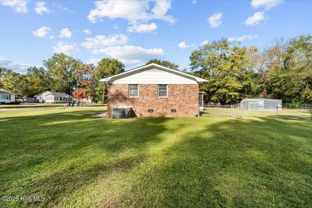 106 Starlight Drive, Rockingham, NC 28379