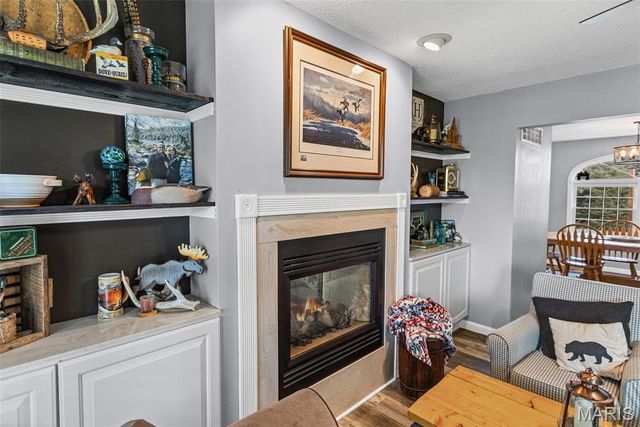 124 Evergreen Court, Brighton, IL 62012