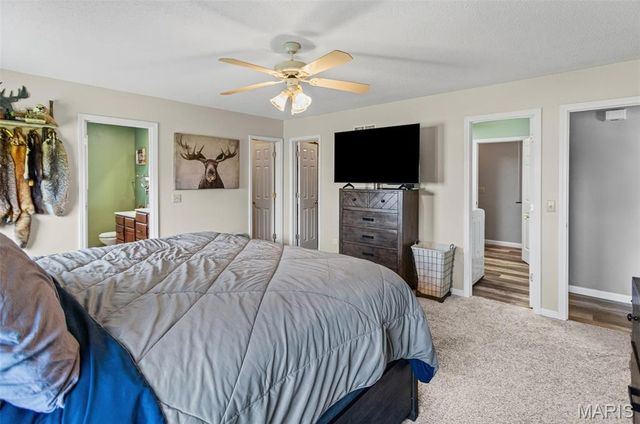 124 Evergreen Court, Brighton, IL 62012